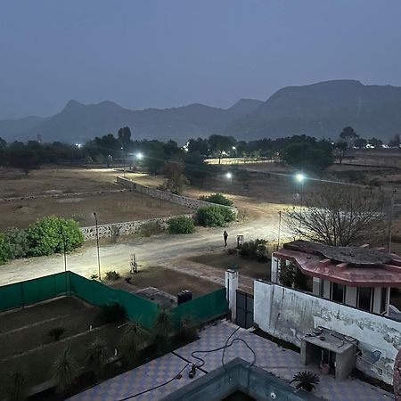 Green Vatika Farm Jaipur Eksteriør billede